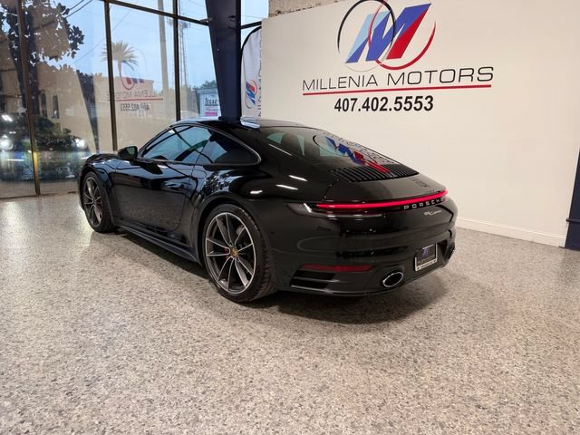 Used 2021 Porsche 911 Carrera RWD image 3