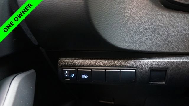 Used 2020 Toyota Corolla LE FWD image 24