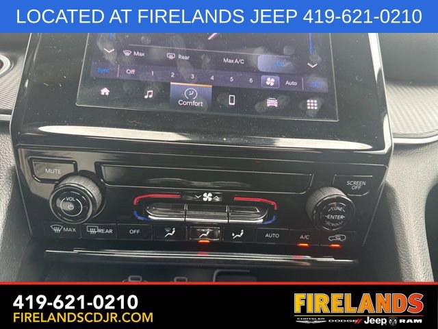 Used 2024 Jeep Grand Cherokee L Laredo image 24