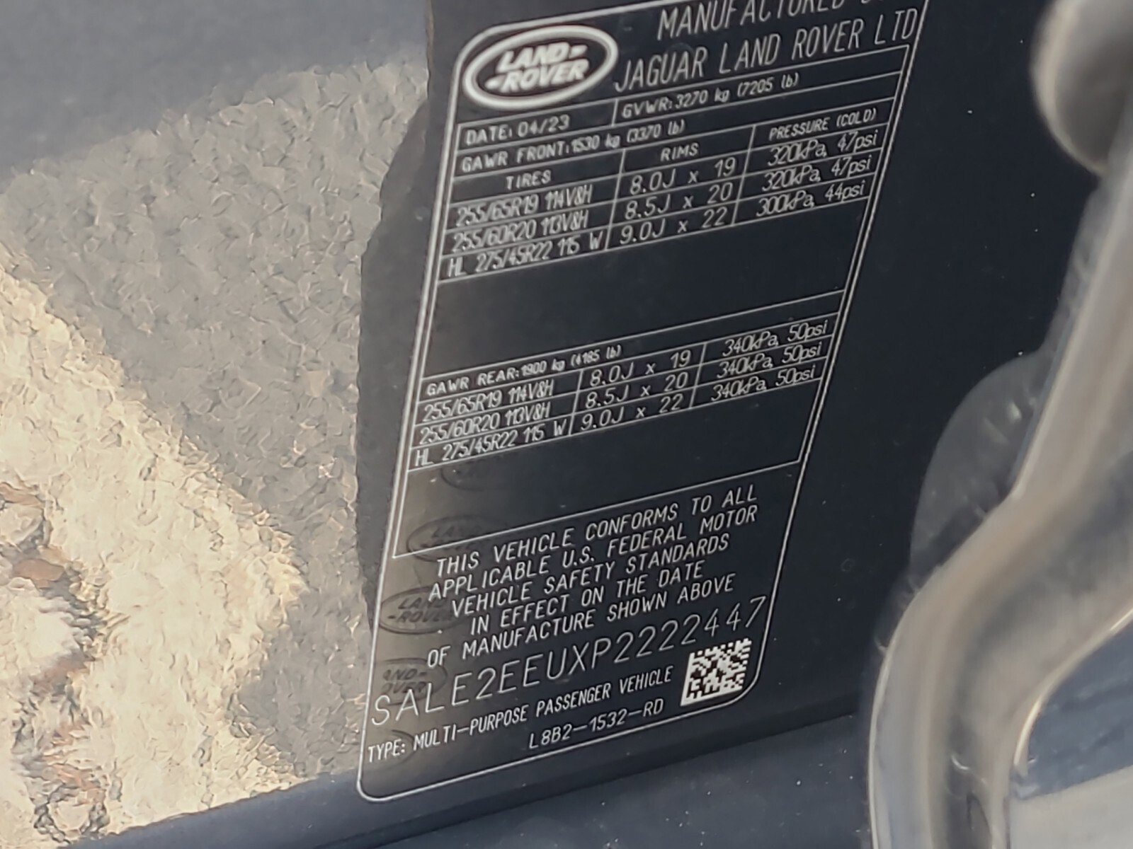 Used 2023 Land Rover Defender 110 X-Dynamic SE image 33