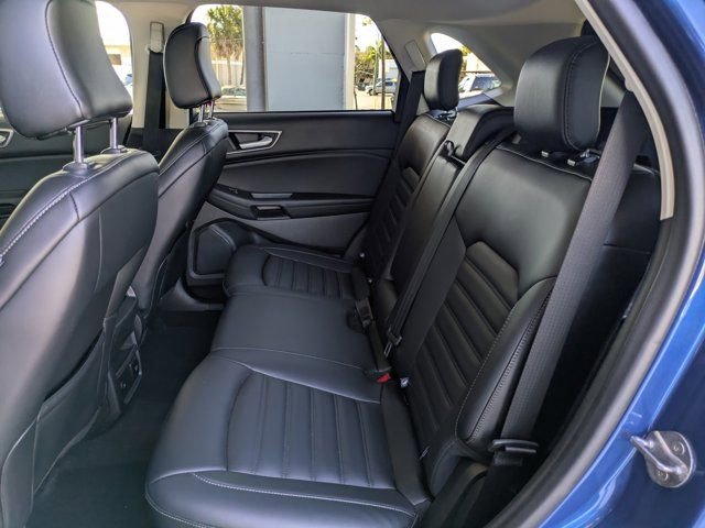 Certified 2024 Ford Edge SEL w/ Convenience Package image 17