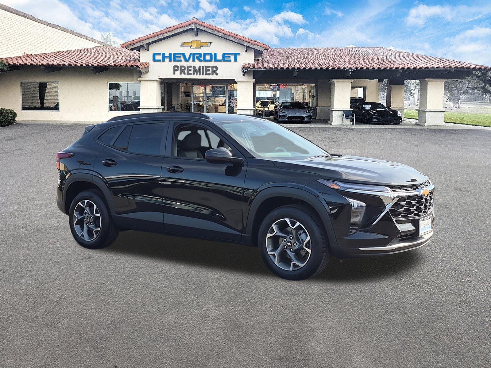 New 2026 Chevrolet Trax LT w/ Driver Confidence Package FWD image 2