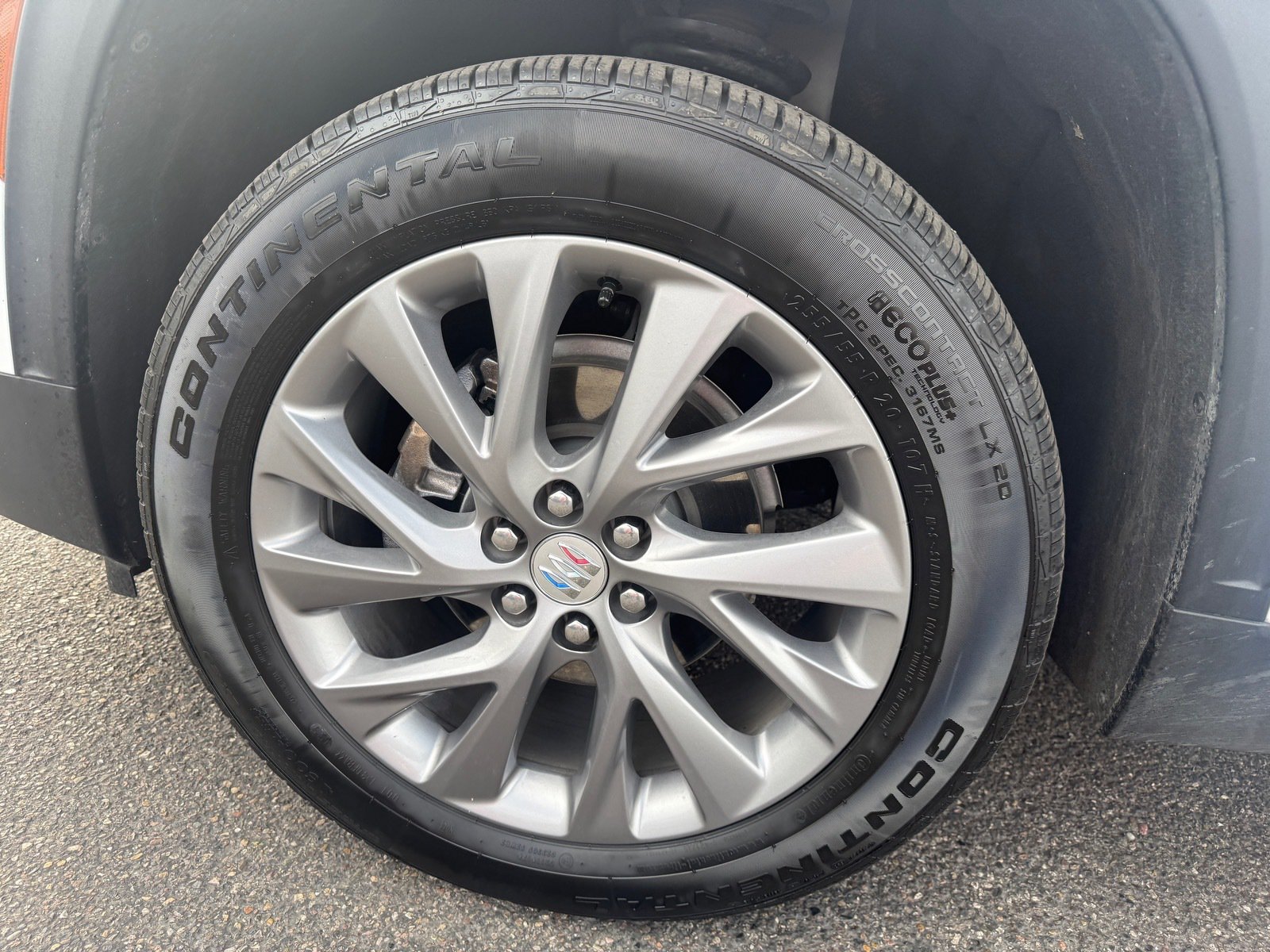 Used 2025 Buick Enclave Preferred FWD image 9