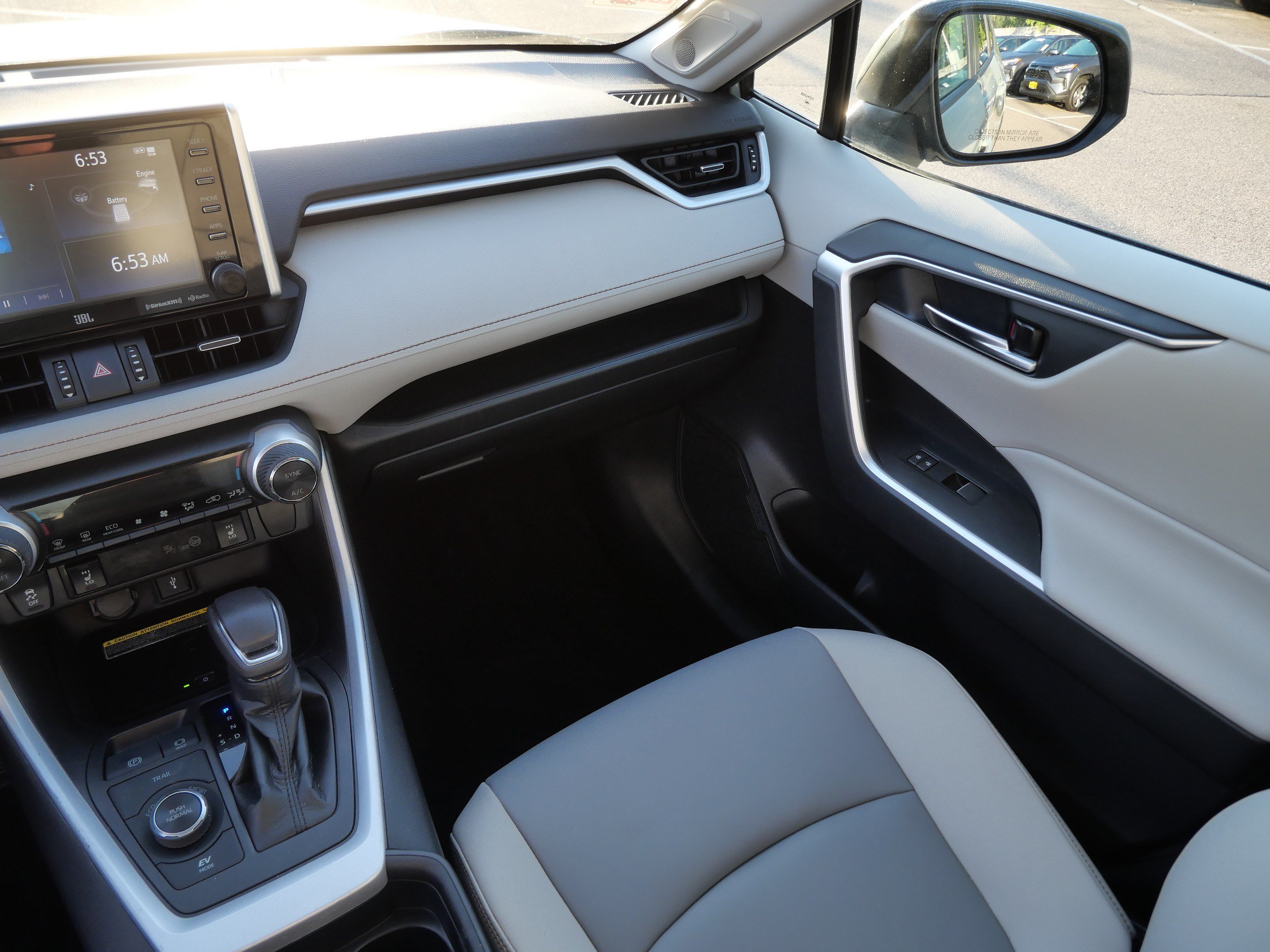 Certified 2021 Toyota RAV4 XLE Premium AWD/4WD image 12