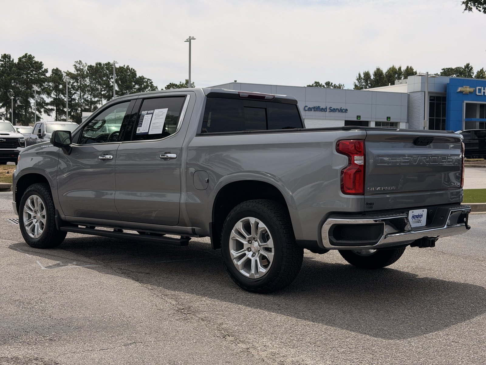Used 2024 Chevrolet Silverado 1500 LTZ w/ LTZ Premium Package RWD image 10