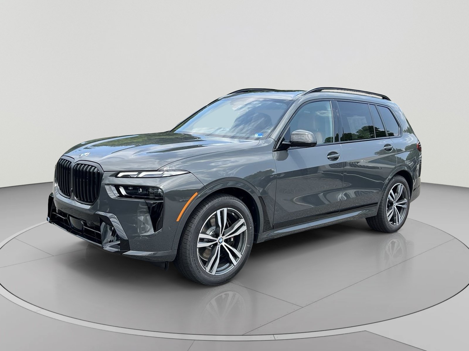New 2027 BMW X7 xDrive40i w/ M Sport Package