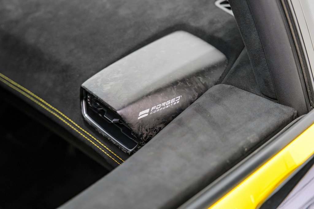 Used 2018 Lamborghini Huracan Performante image 33