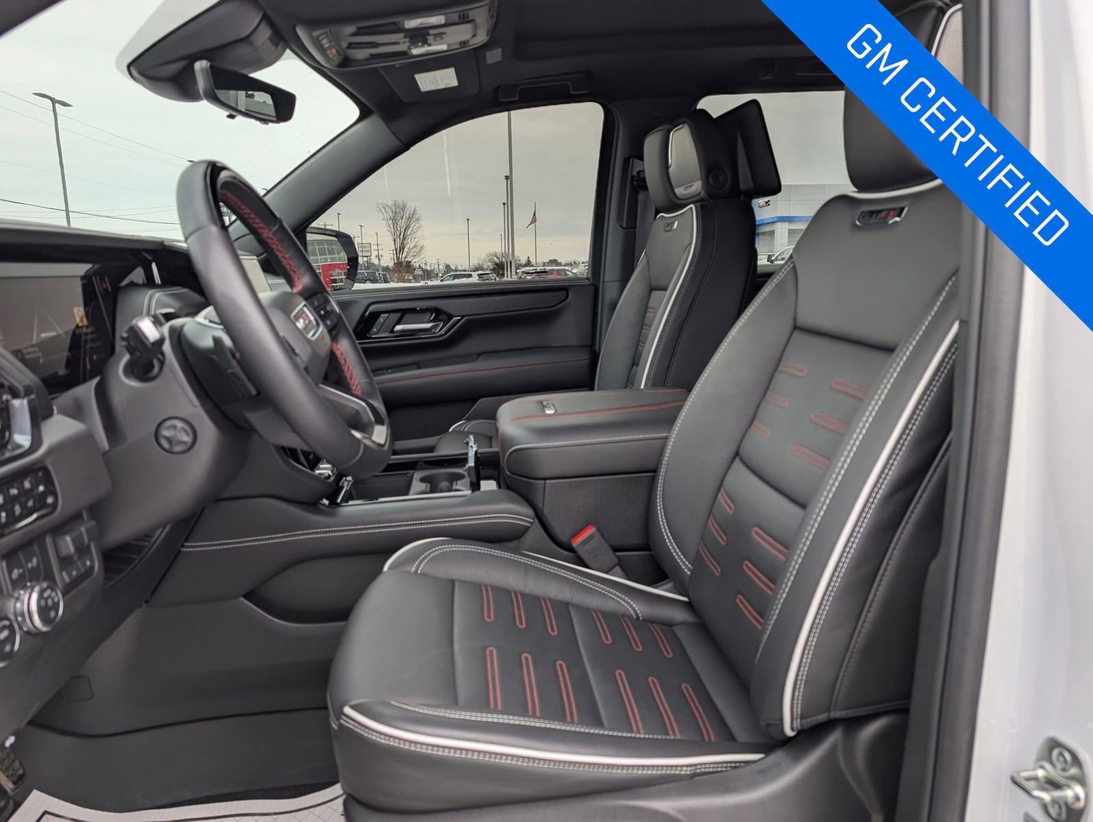 Used 2025 GMC Yukon AT4 Ultimate w/ LPO, Floor Liner Package image 11