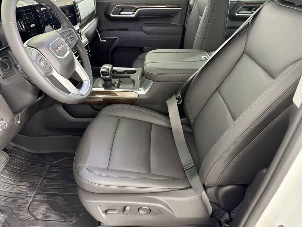 New 2026 GMC Sierra 1500 Elevation w/ Elevation Premium Package AWD/4WD image 13