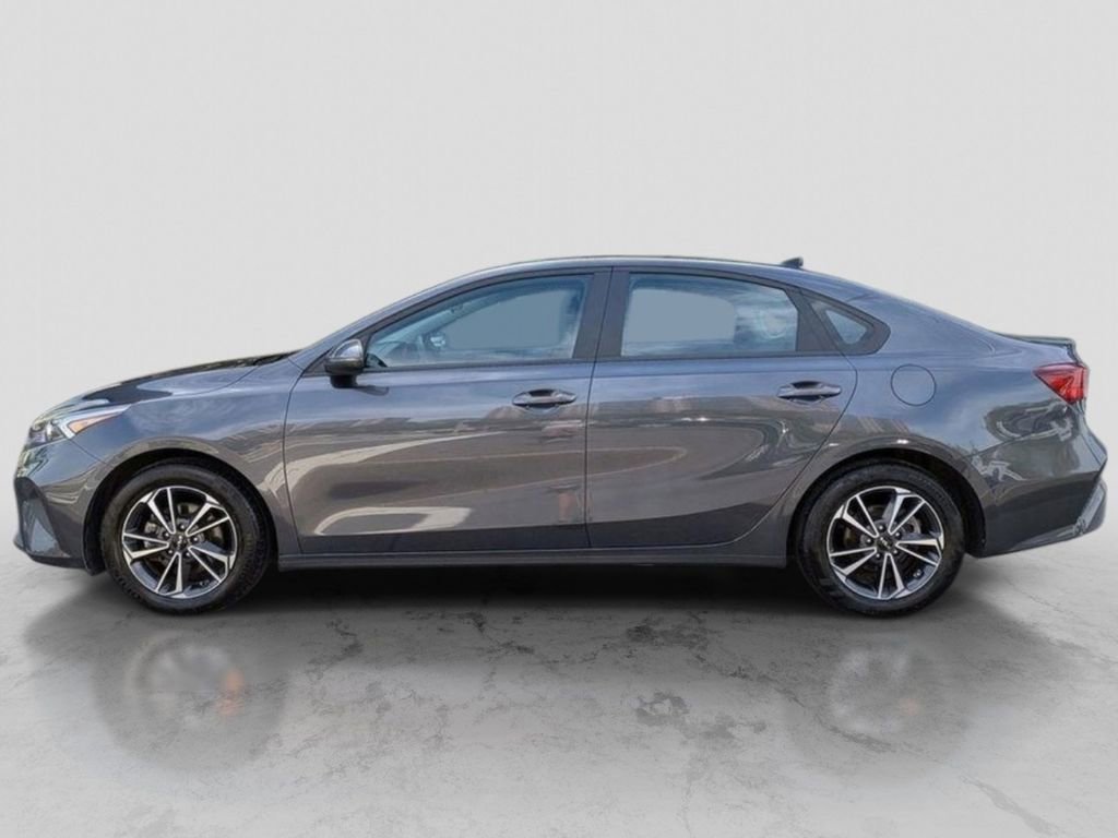 Certified 2023 Kia Forte LXS w/ LXS Technology Package FWD image 10