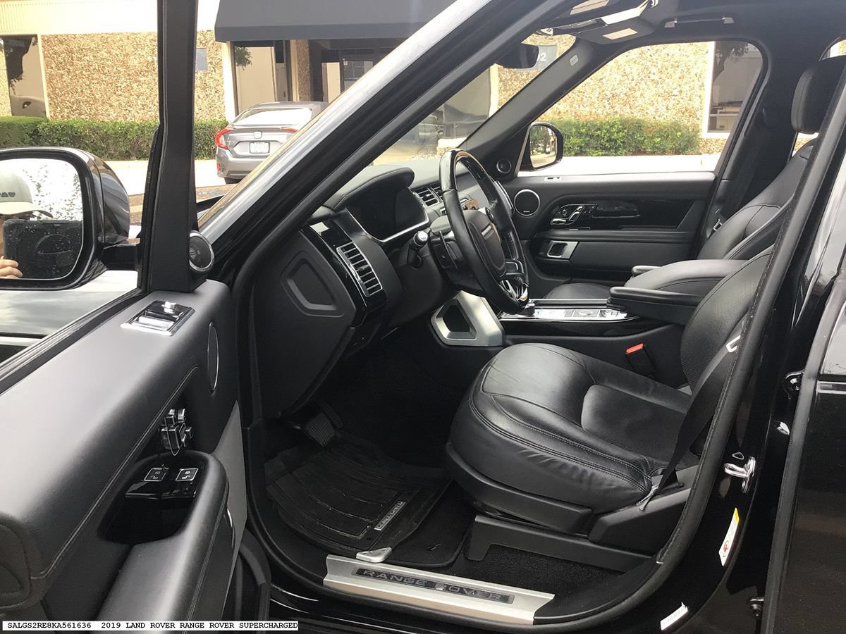 Used 2019 Land Rover Range Rover Supercharged AWD/4WD image 8