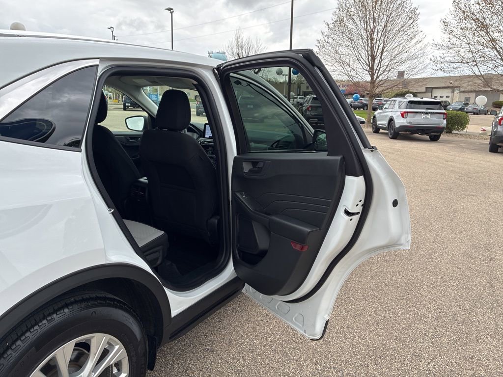 Used 2023 Ford Escape Active w/ Cold Weather Package FWD image 39