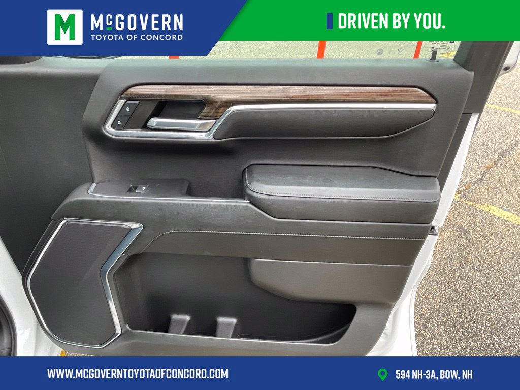 Used 2023 Chevrolet Silverado 1500 LT AWD/4WD image 27