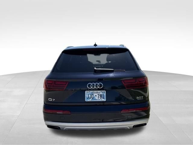 Used 2017 Audi Q7 3.0T Prestige AWD/4WD image 4