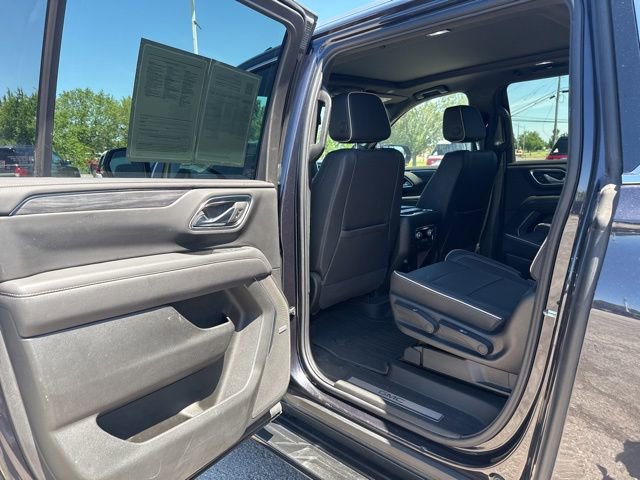 Used 2023 GMC Yukon XL SLT w/ SLT Premium Package AWD/4WD image 22