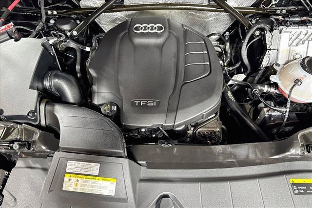 Used 2020 Audi Q5 2.0T Premium w/ Convenience Package AWD/4WD image 28