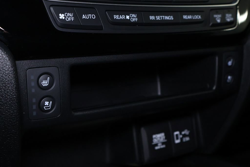 Used 2021 Honda Passport Elite image 38