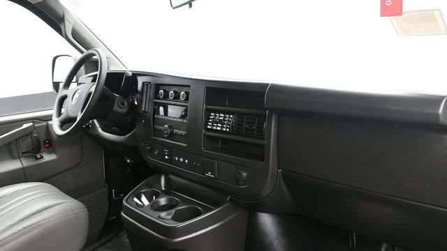 Used 2024 Chevrolet Express 3500 LS RWD image 19
