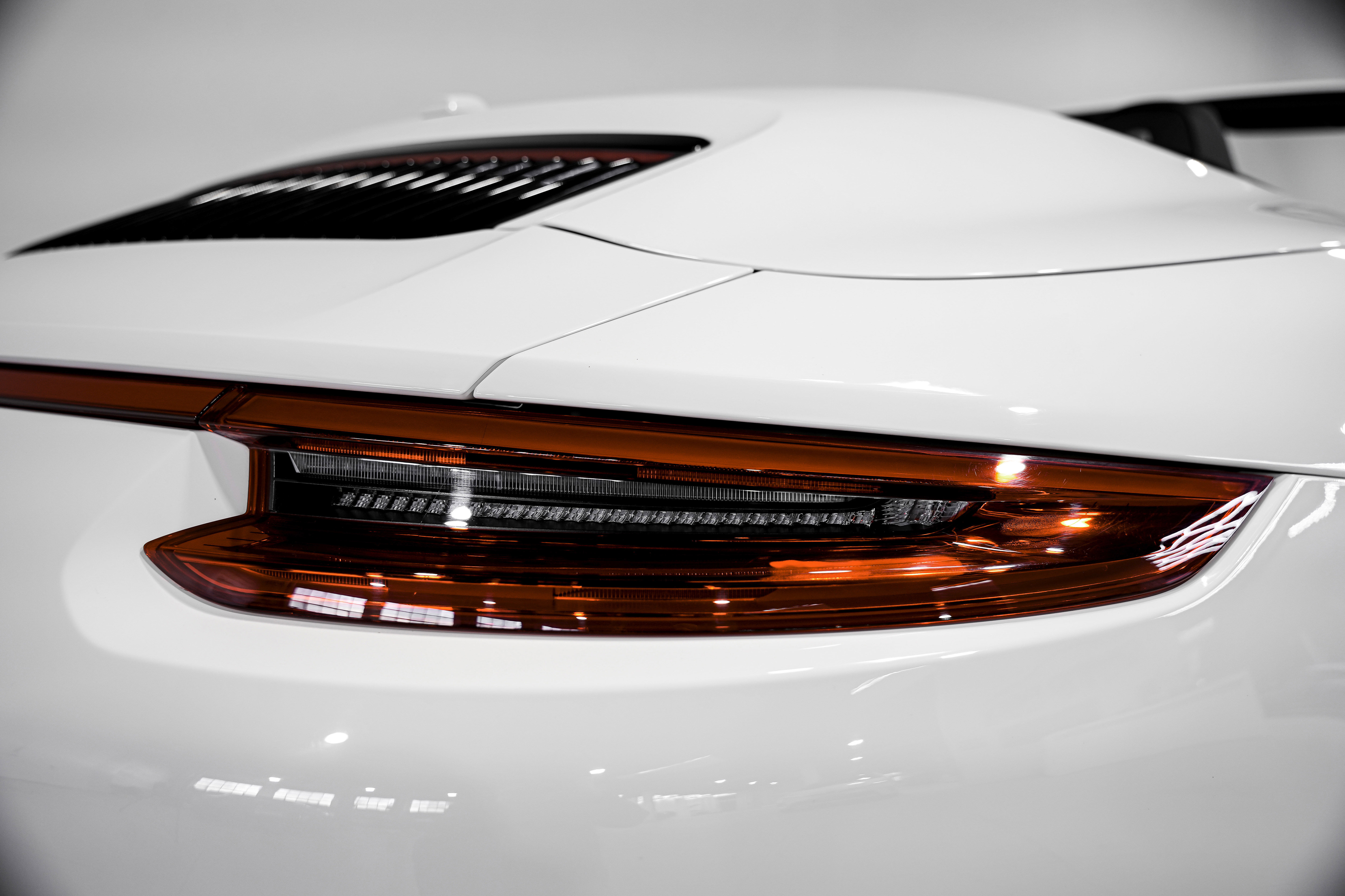 Used 2017 Porsche 911 Carrera 4S image 36