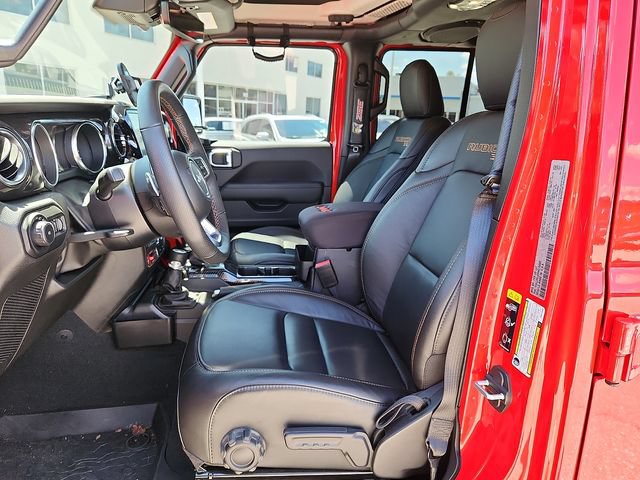 Used 2022 Jeep Wrangler Unlimited Rubicon w/ Dual Top Group AWD/4WD image 13