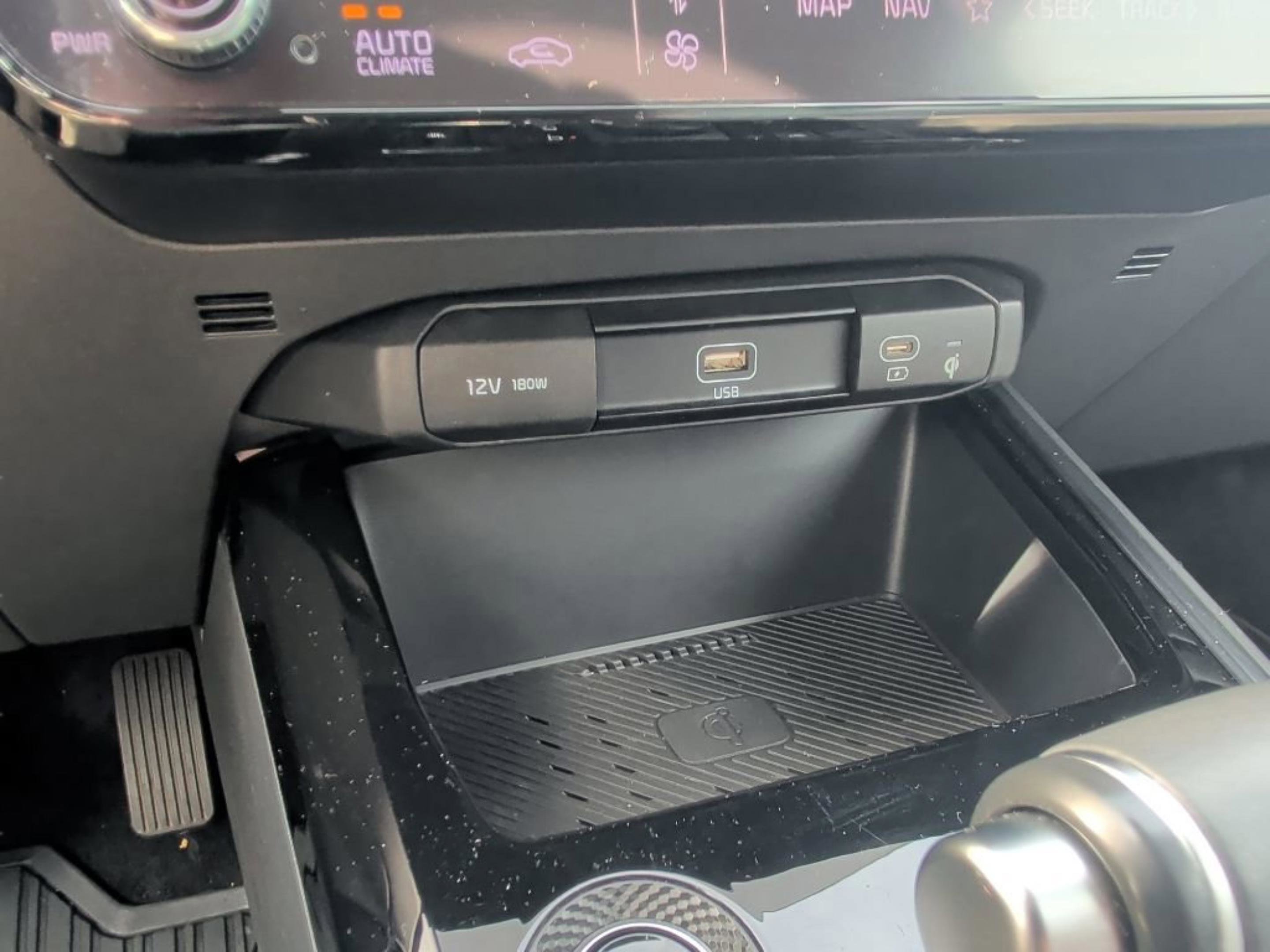 Used 2023 Kia Niro EX FWD image 20