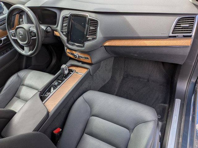 Used 2023 Volvo XC90 T8 Plus w/ Protection Package Premier image 24