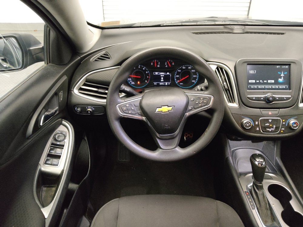 Used 2018 Chevrolet Malibu LS FWD image 22