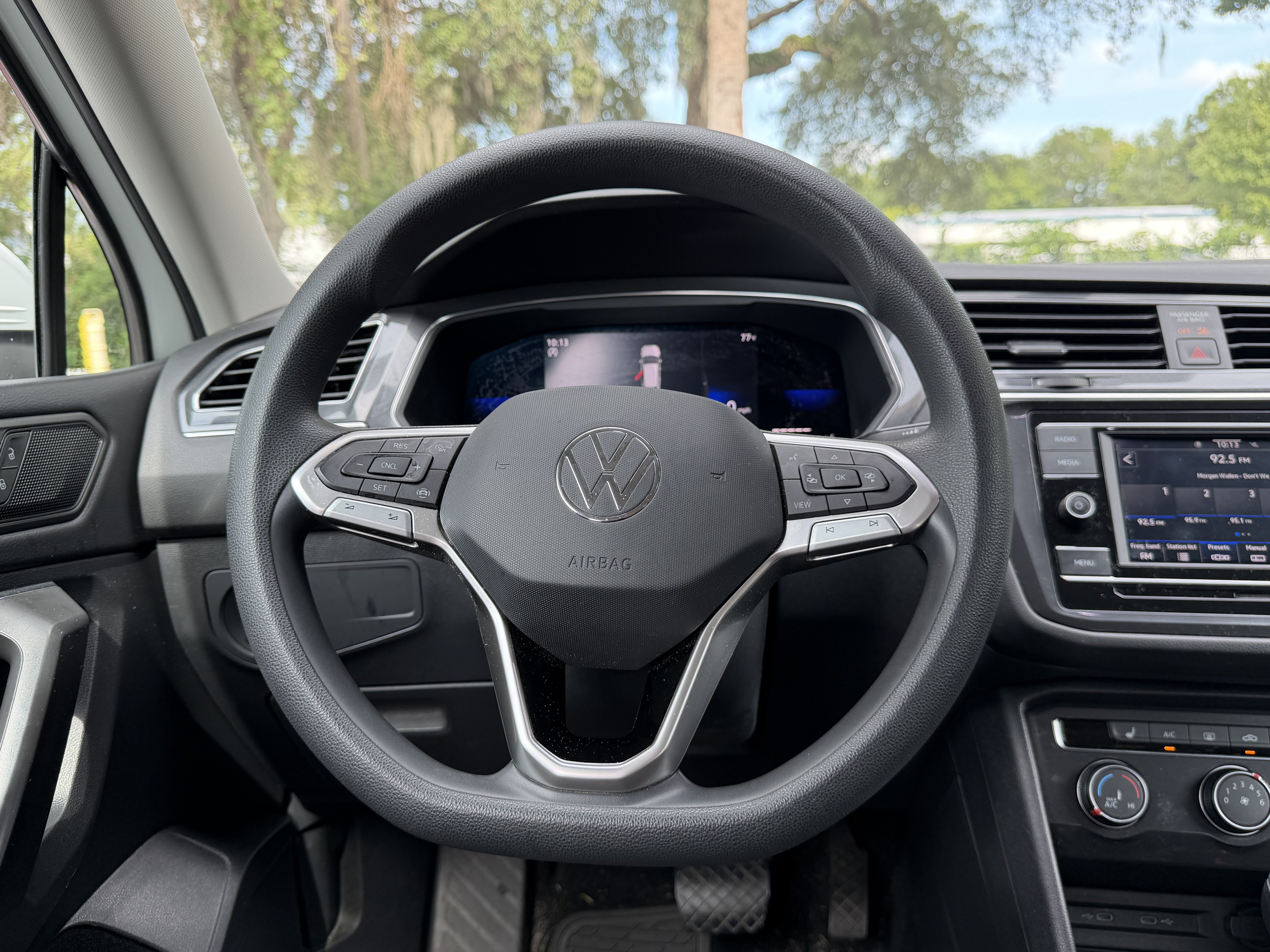 Used 2023 Volkswagen Tiguan S FWD image 33