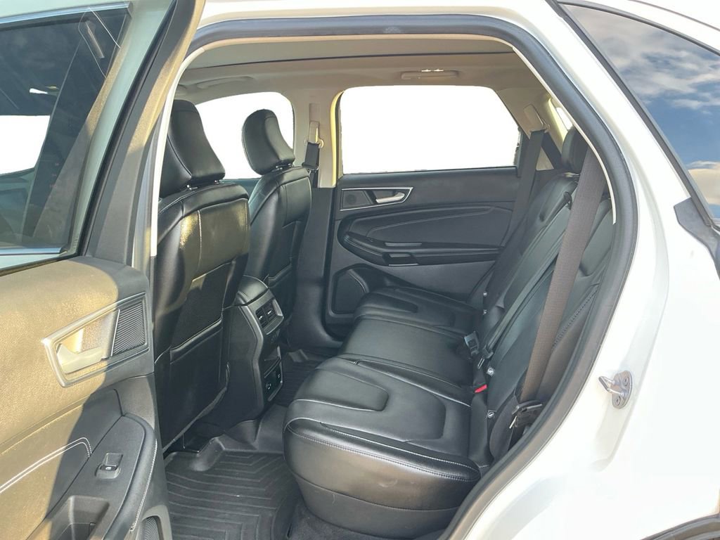 Used 2022 Ford Edge Titanium w/ Equipment Group 301A image 21