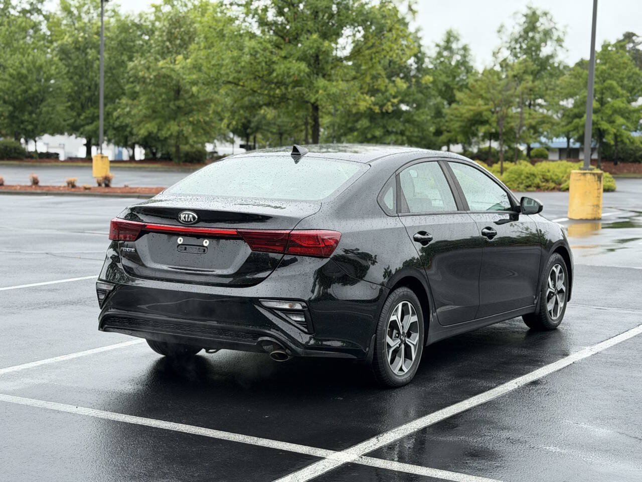 Used 2019 Kia Forte LXS FWD image 7