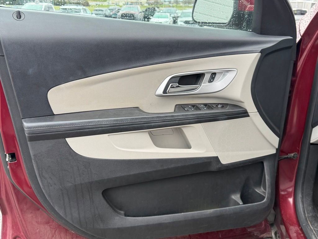 Used 2016 Chevrolet Equinox LT w/ Convenience Package image 13