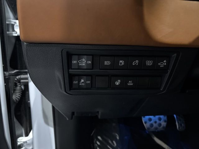 Used 2024 Toyota Tundra Limited image 14