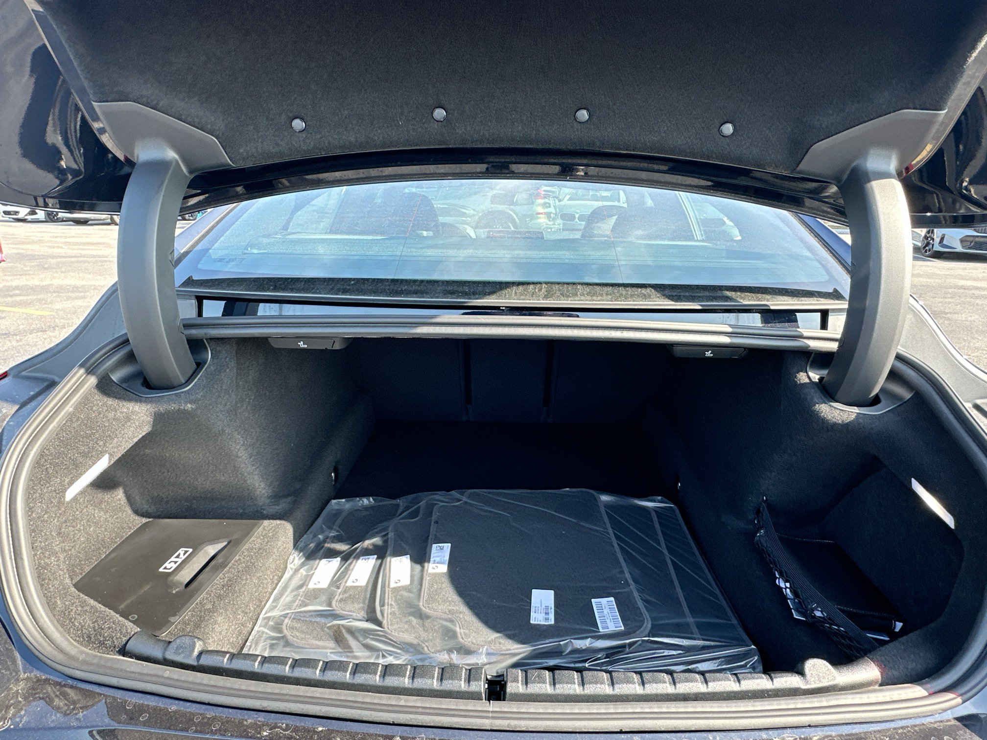 New 2026 BMW 840i w/ Driving Assistance Package RWD image 21