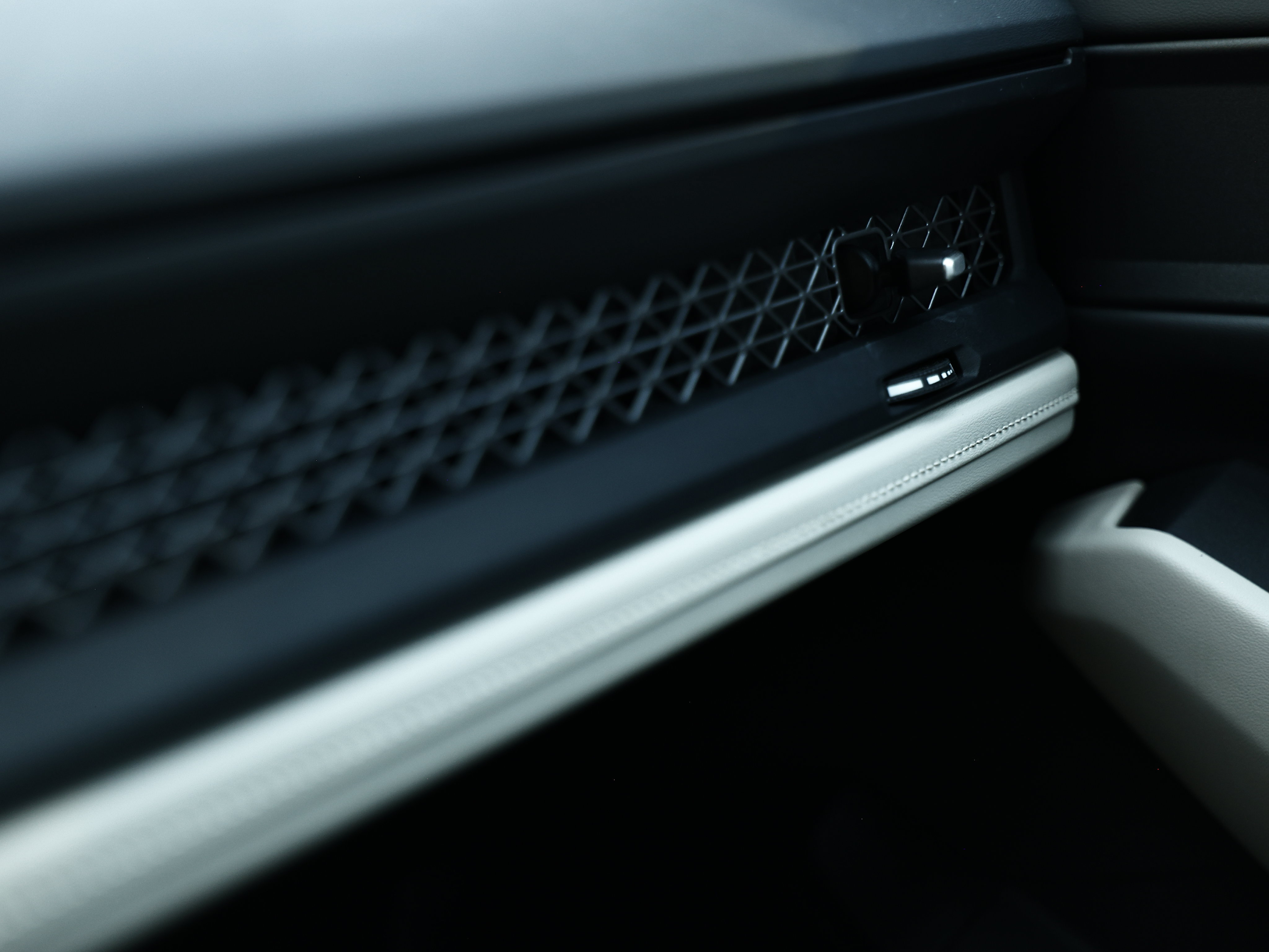 Used 2024 Honda Accord EX image 40
