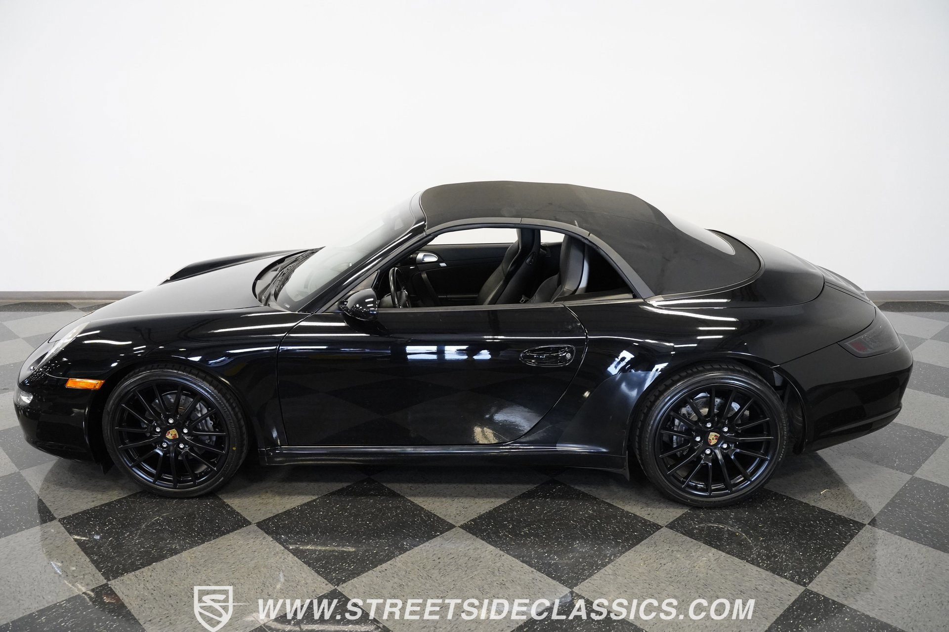 Used 2005 Porsche 911 Carrera image 9