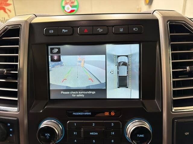 Used 2017 Ford F250 Platinum w/ Platinum Ultimate Package AWD/4WD image 21