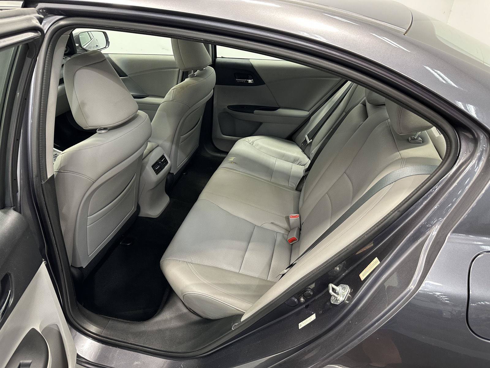 Used 2013 Honda Accord EX-L image 26