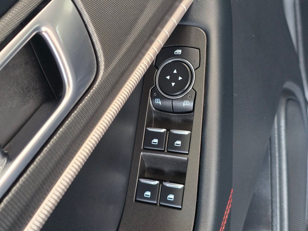 Used 2025 Ford Explorer ST-Line AWD/4WD image 20