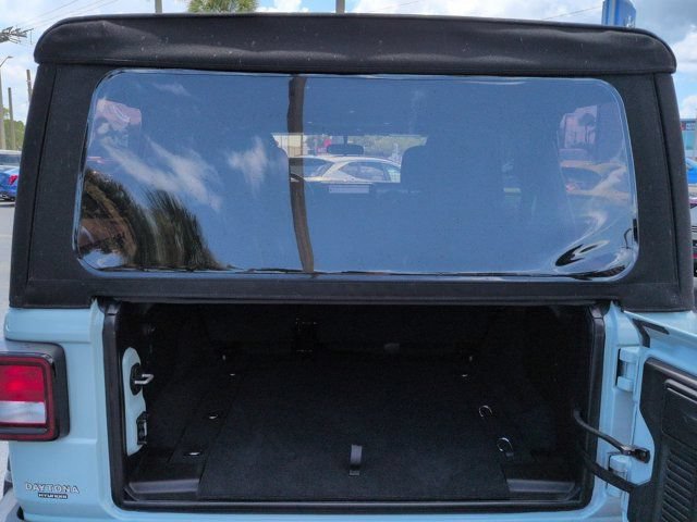 Used 2024 Jeep Wrangler Unlimited Sport AWD/4WD image 13