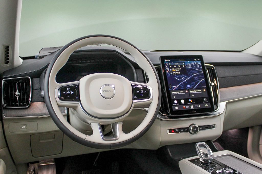 New 2026 Volvo XC90 B6 Ultra w/ Protection Package AWD/4WD image 2