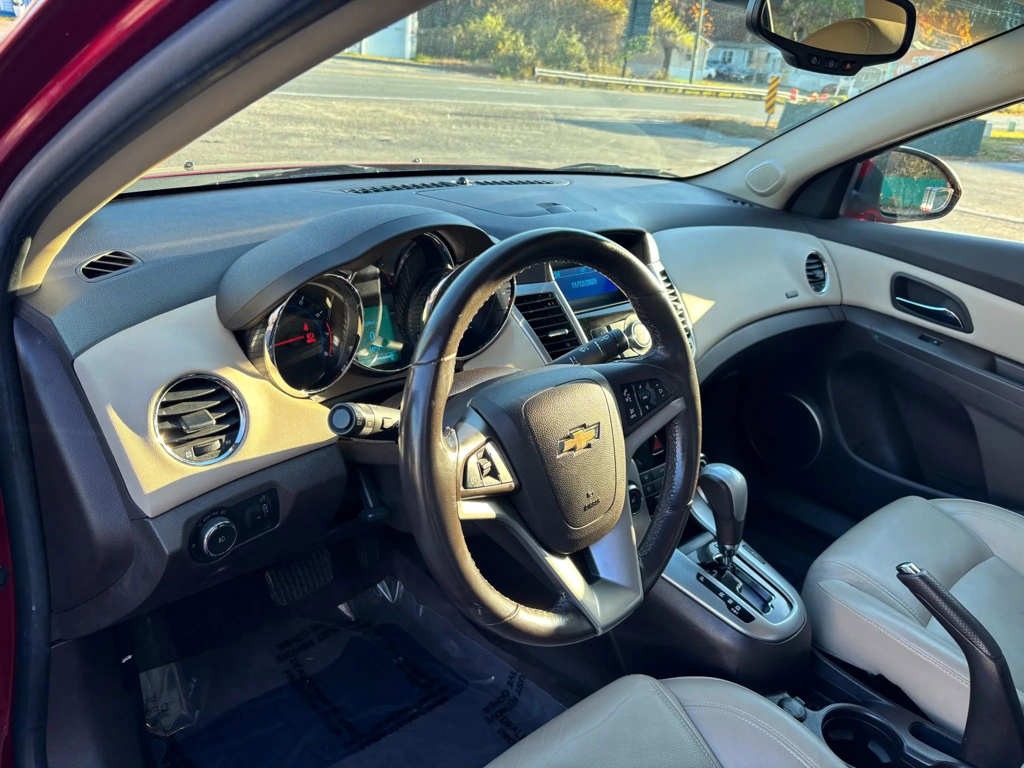 Used 2012 Chevrolet Cruze LTZ image 23