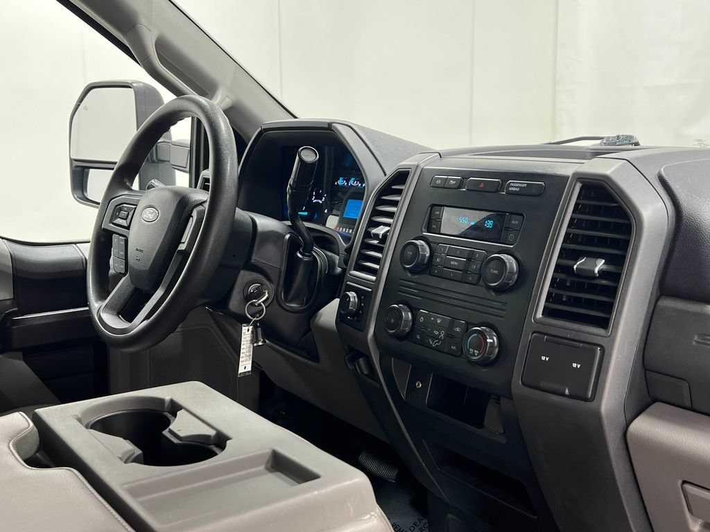 Used 2019 Ford F250 XL w/ Power Equipment Group AWD/4WD image 35
