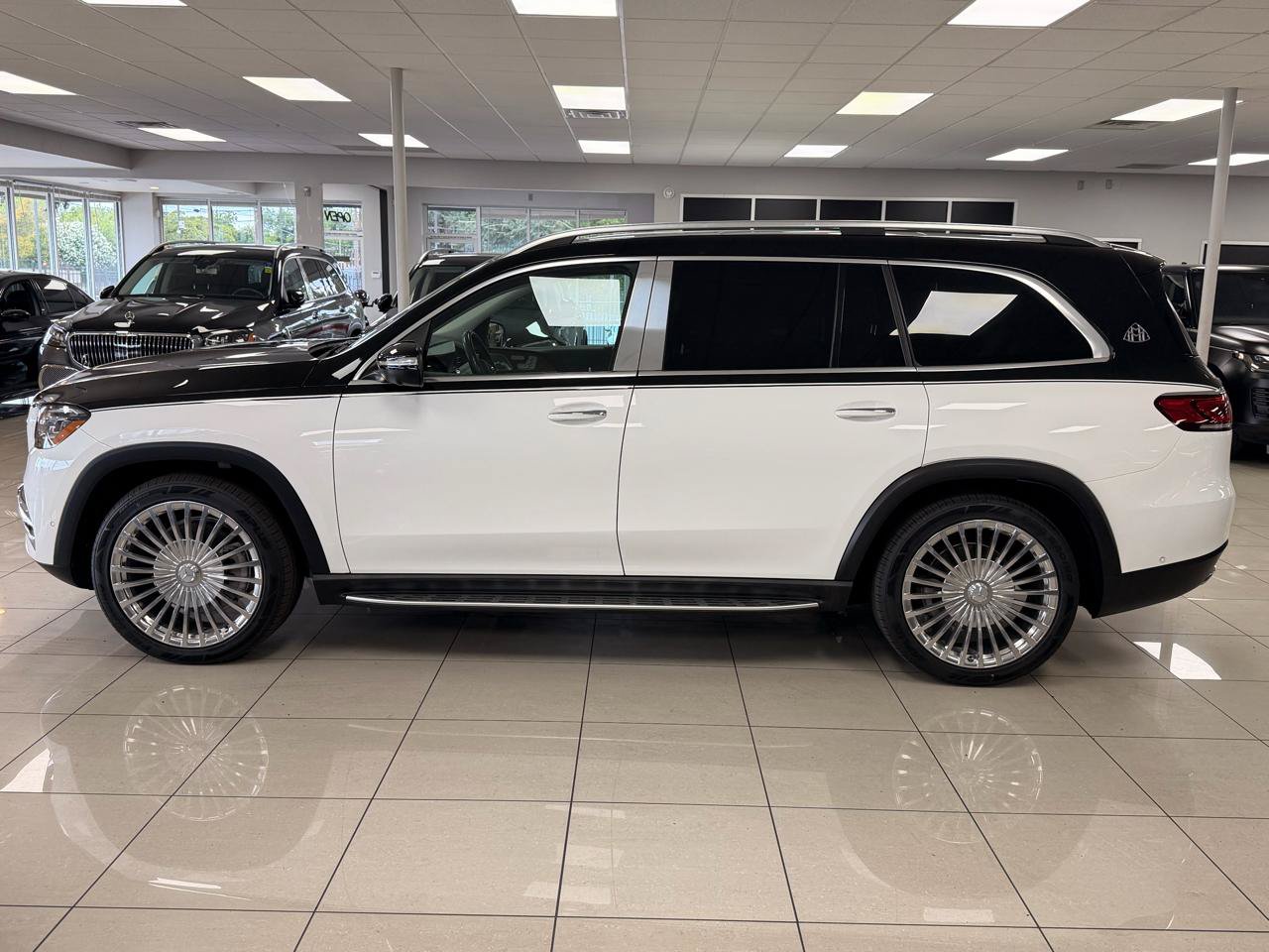 Used 2020 Mercedes-Benz GLS 450 4MATIC image 6
