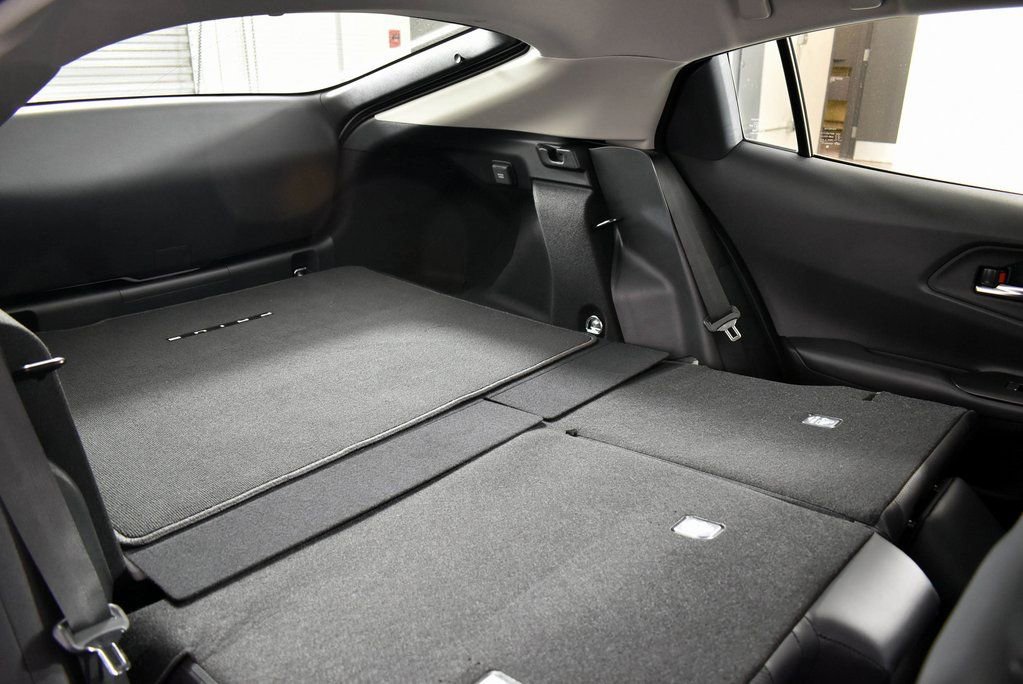 New 2026 Toyota Prius Plug-In Hybrid image 29