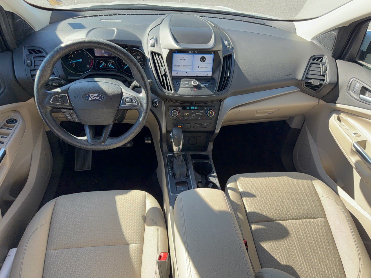 Used 2019 Ford Escape SE FWD image 17