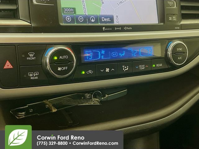 Used 2016 Toyota Highlander XLE image 16