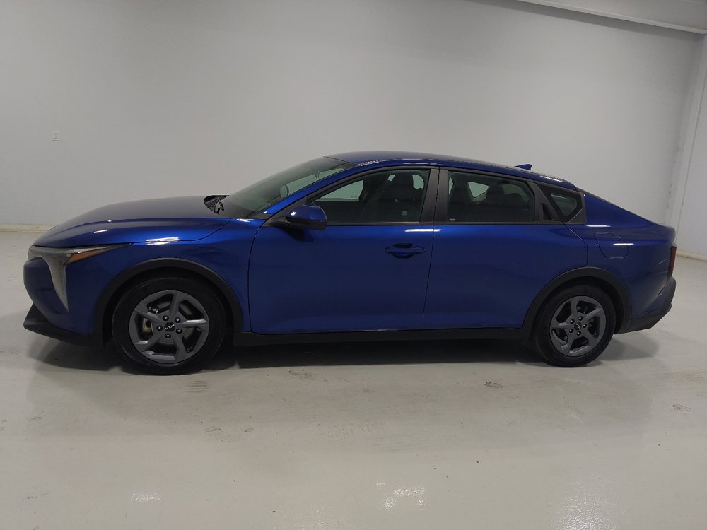Used 2025 Kia K4 FWD image 2