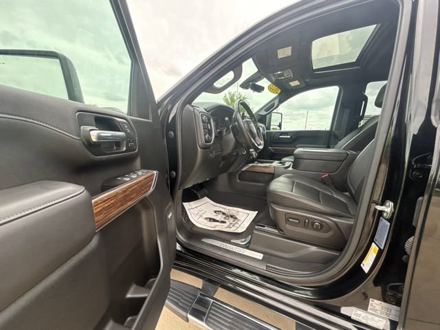 Used 2022 Chevrolet Silverado 3500 High Country w/ Z71 Off-Road Package AWD/4WD image 18