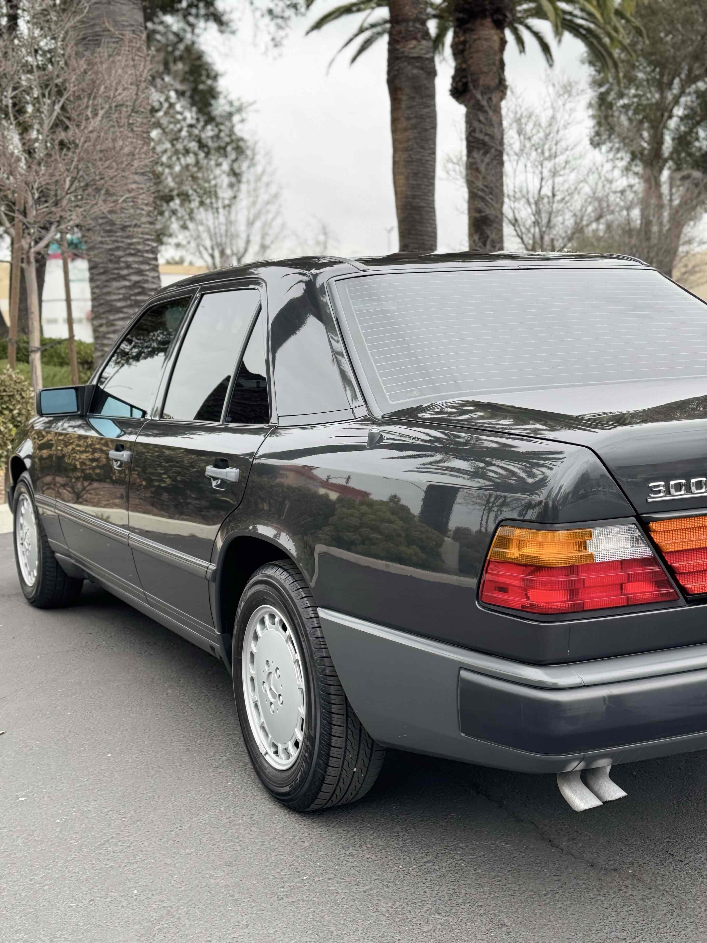 Used 1987 Mercedes-Benz 300 D Turbo image 83