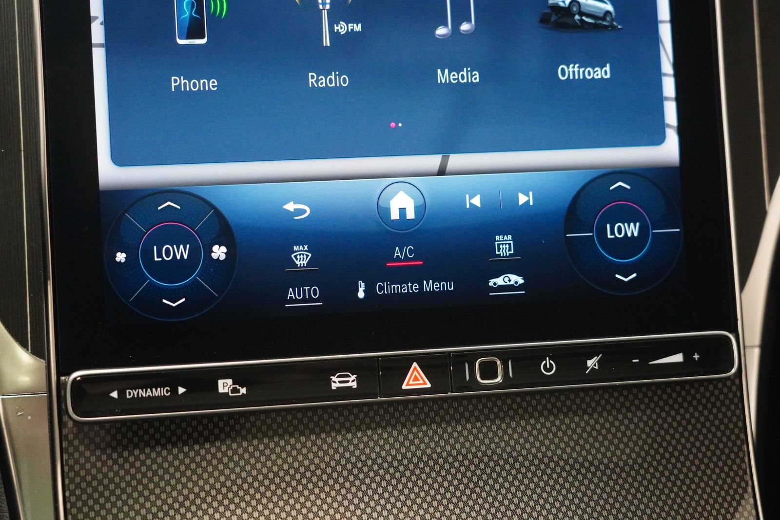 Certified 2023 Mercedes-Benz GLC 300 4MATIC image 25